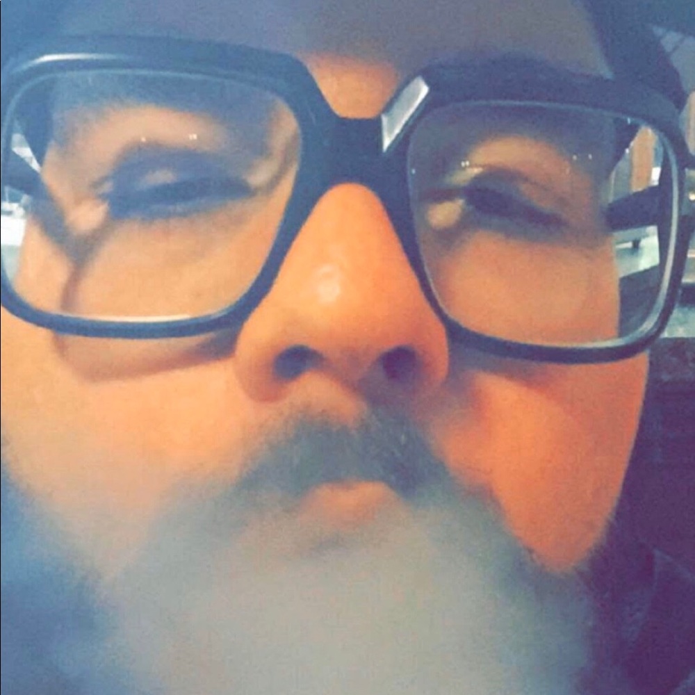 Meet your Posher, Art